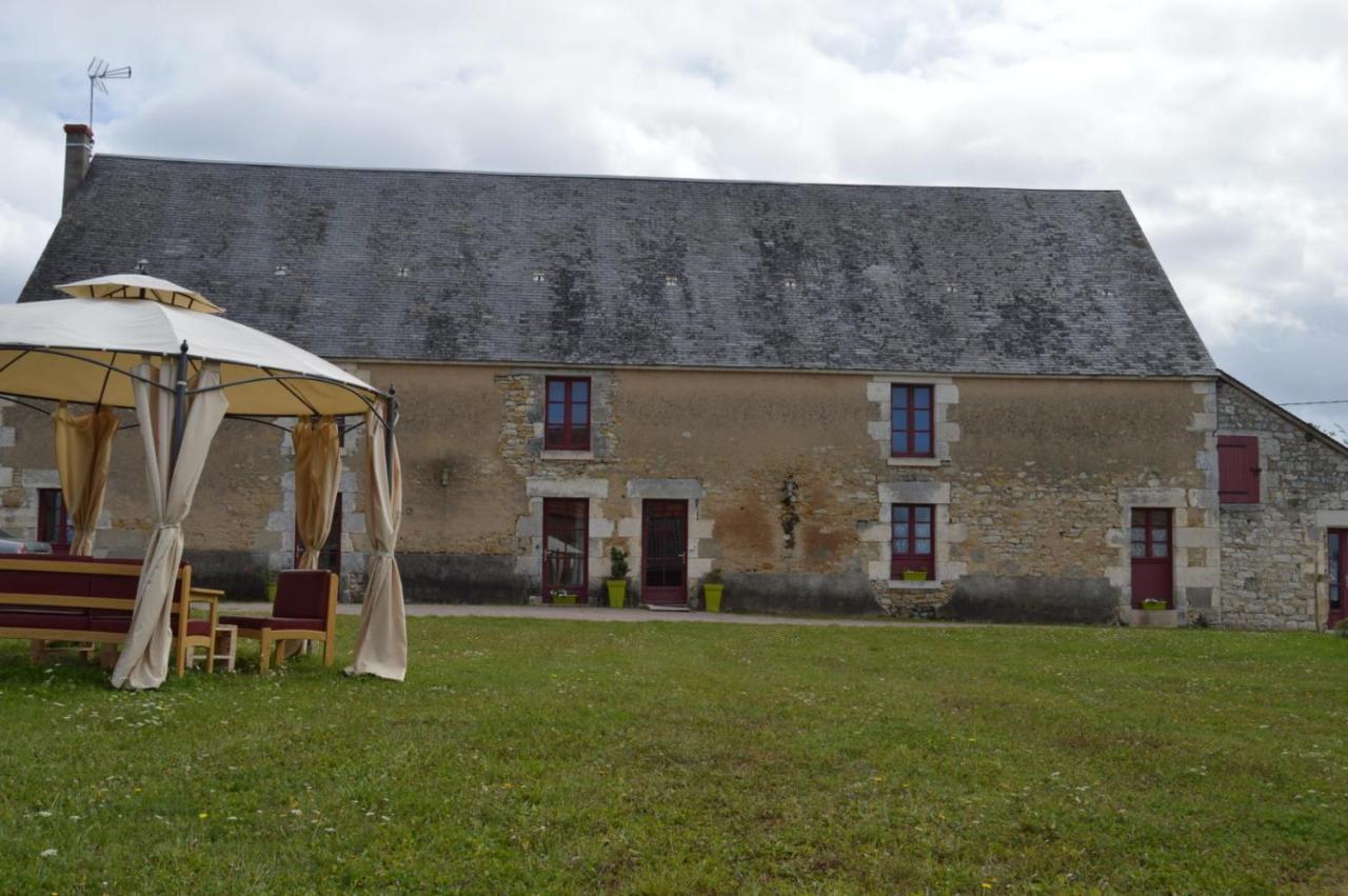 Domaine De La Rue Bed and Breakfast La Berthenoux Εξωτερικό φωτογραφία