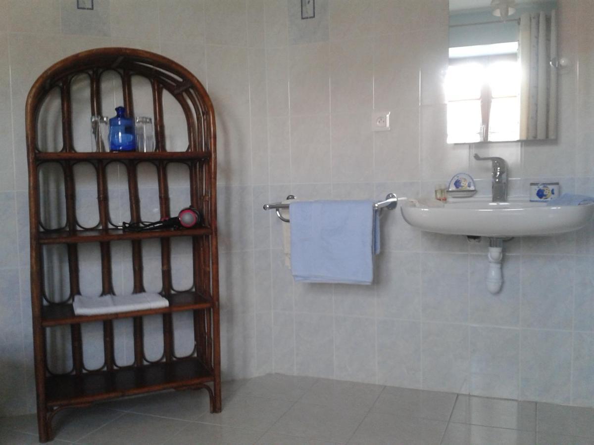 Domaine De La Rue Bed and Breakfast La Berthenoux Εξωτερικό φωτογραφία