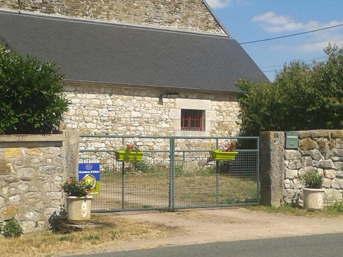 Domaine De La Rue Bed and Breakfast La Berthenoux Εξωτερικό φωτογραφία