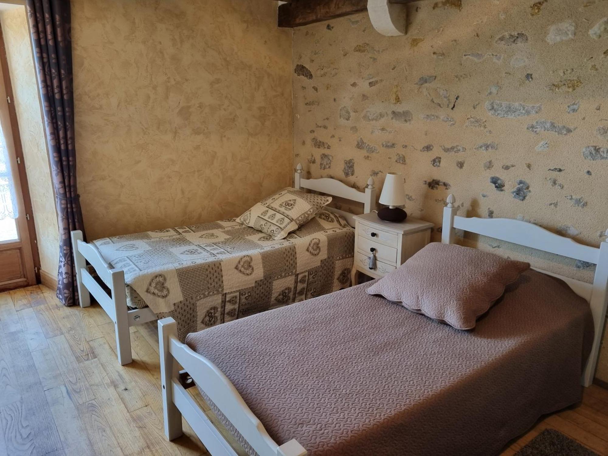 Domaine De La Rue Bed and Breakfast La Berthenoux Εξωτερικό φωτογραφία